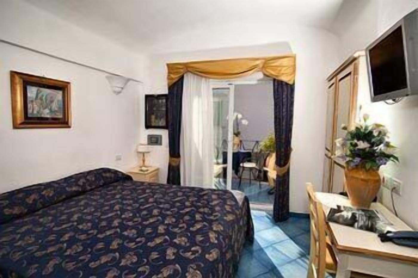 Bussola di Hermes Anacapri  Esterno foto