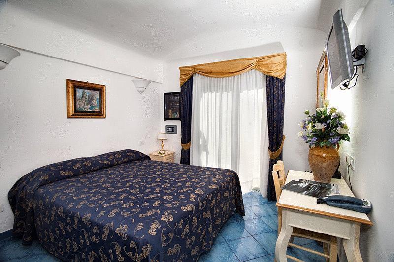 Bussola di Hermes Anacapri  Esterno foto